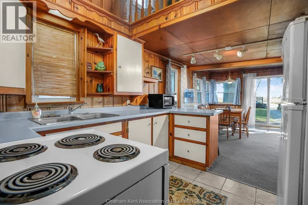 17178 Lakeshore ROAD