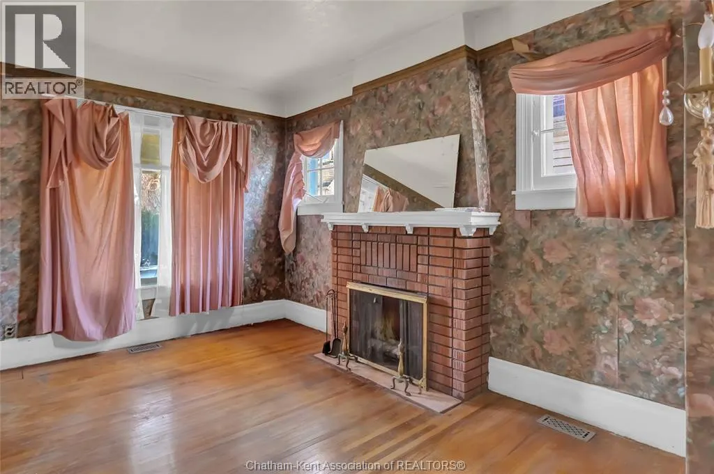 54 Patteson AVENUE