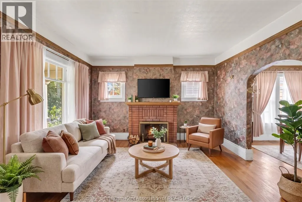 54 Patteson AVENUE