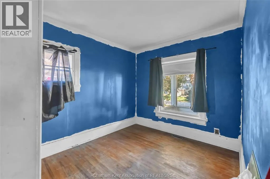 54 Patteson AVENUE
