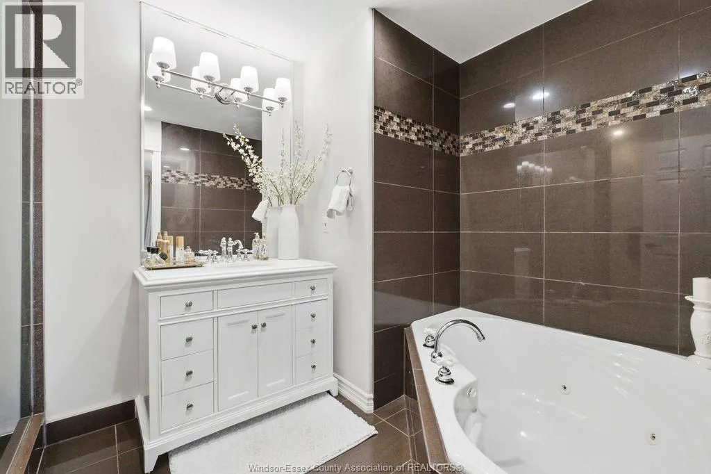 350 TUSCANY CRESCENT