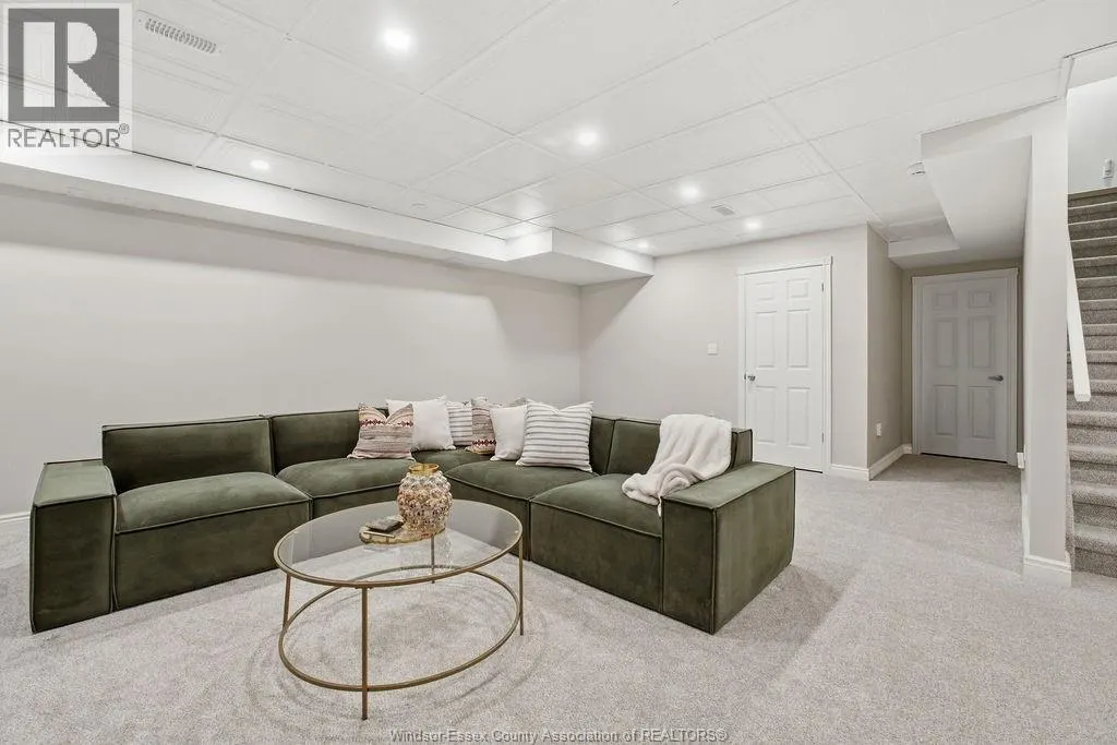 350 TUSCANY CRESCENT