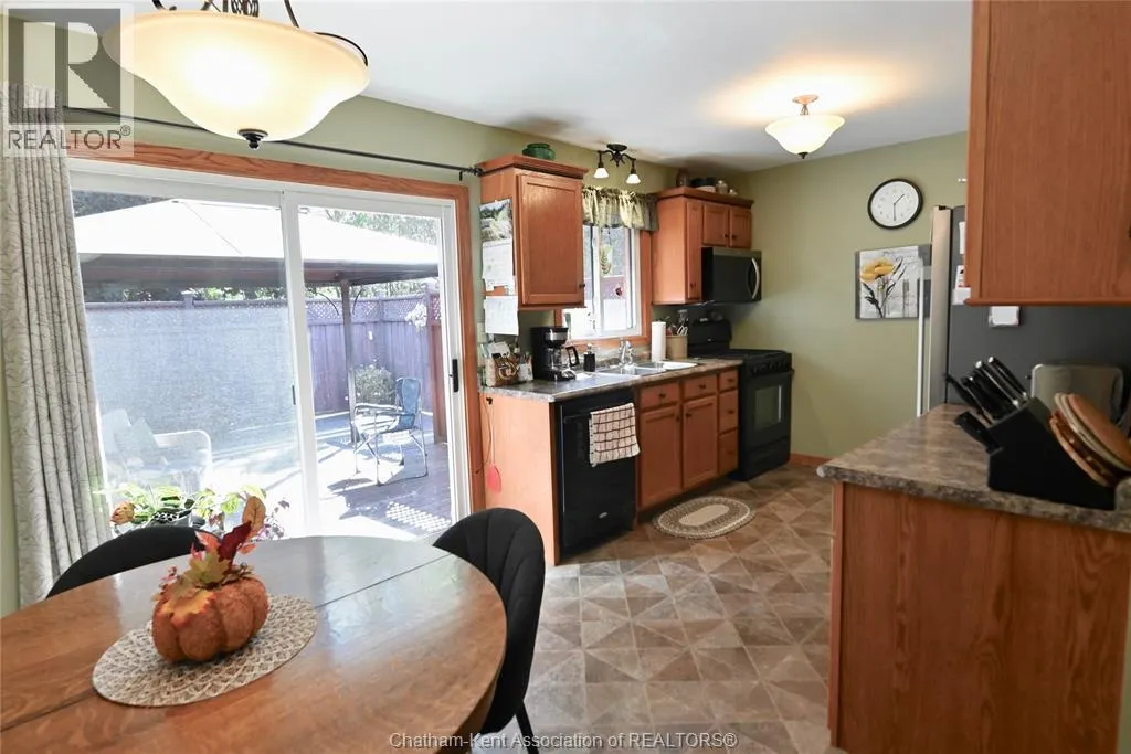 15 HILLSDALE AVENUE