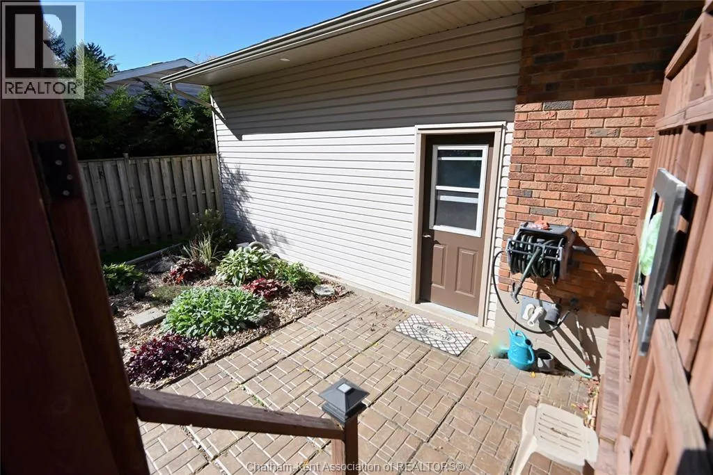 15 HILLSDALE AVENUE