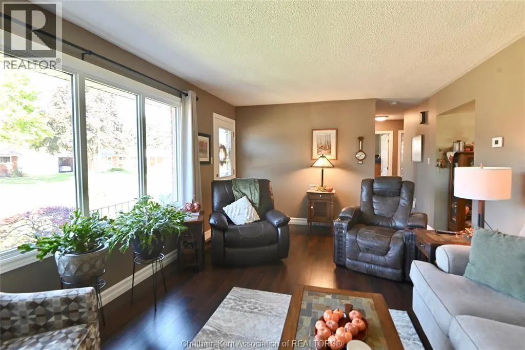 15 HILLSDALE AVENUE