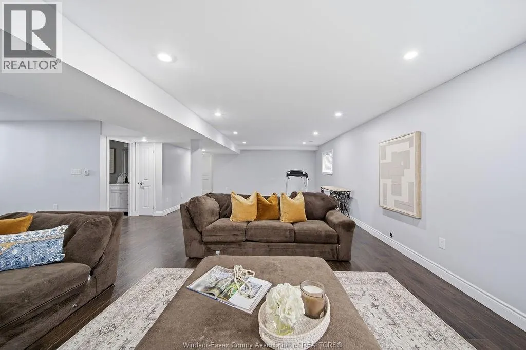 1302 DEER RUN TRAIL