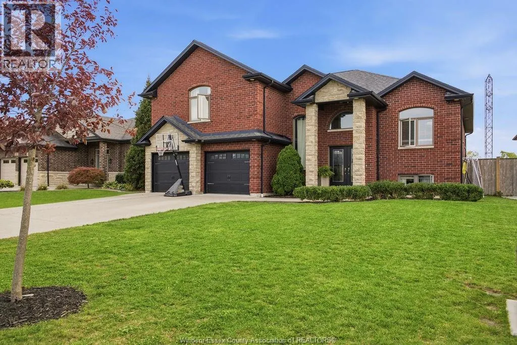 1302 DEER RUN TRAIL
