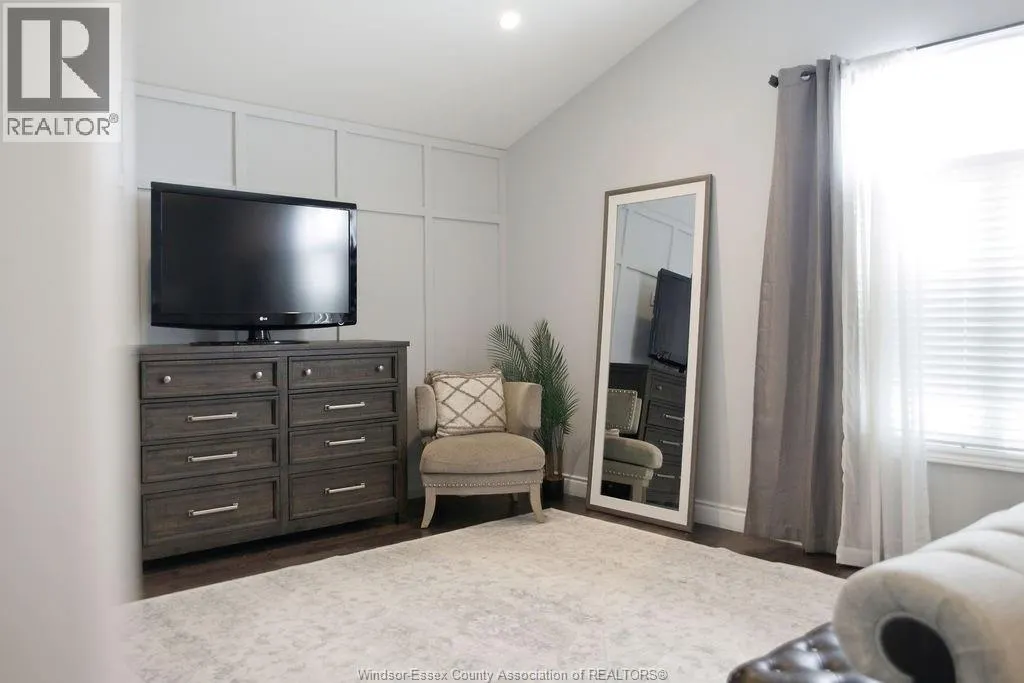 1302 DEER RUN TRAIL