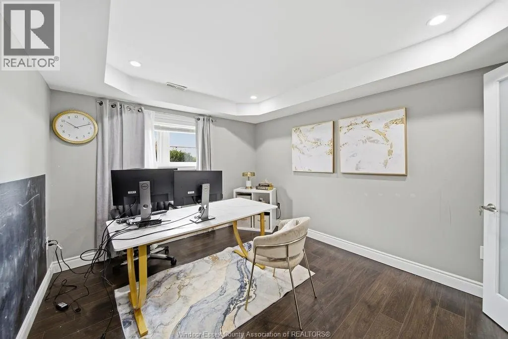 1302 DEER RUN TRAIL