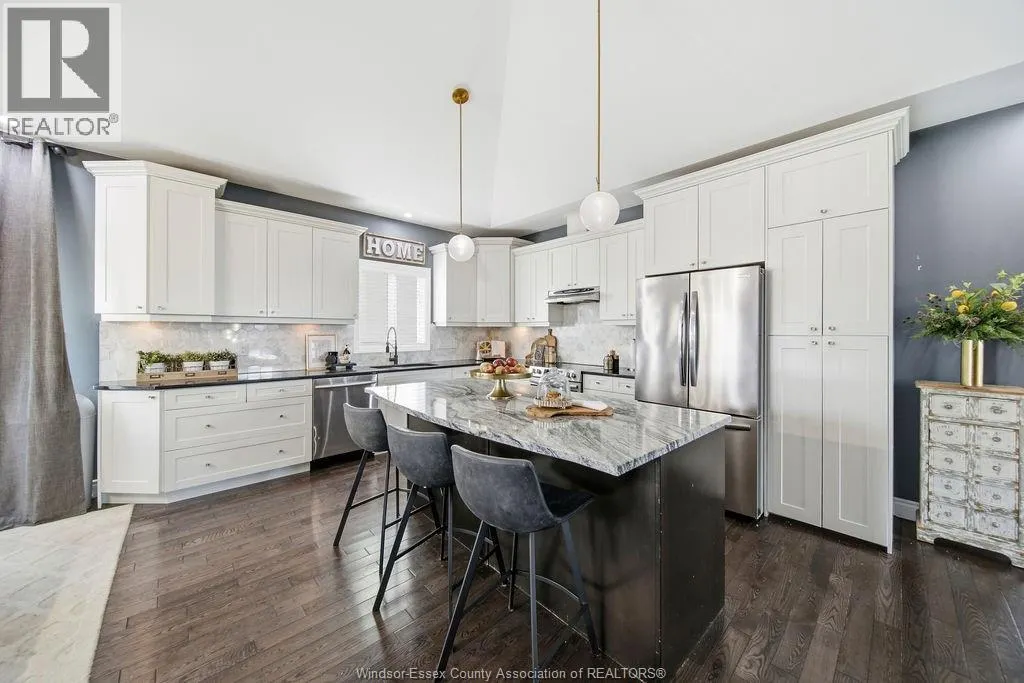 1302 DEER RUN TRAIL