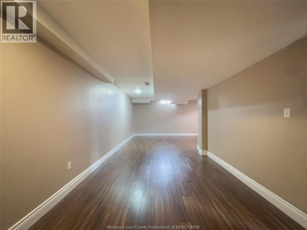 1198 Highnoon DRIVE Unit# Lower Unit