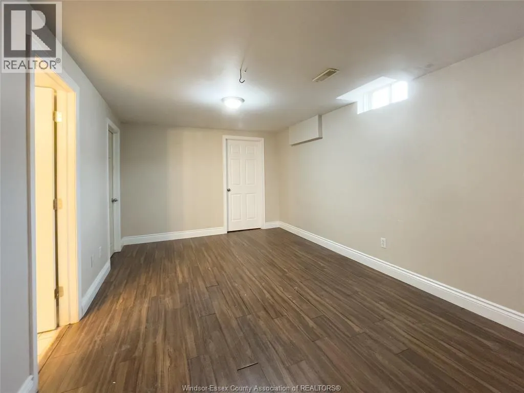1198 Highnoon DRIVE Unit# Lower Unit