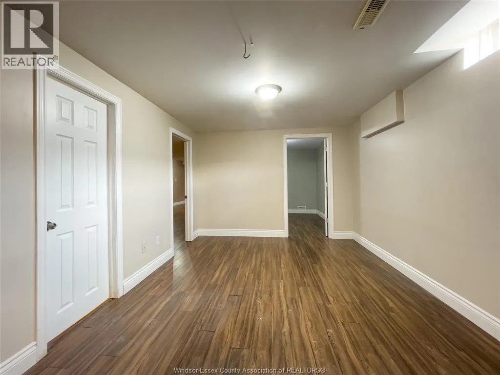 1198 Highnoon DRIVE Unit# Lower Unit