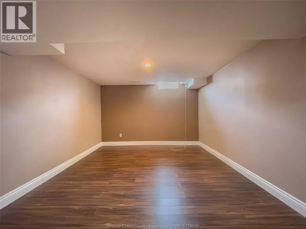1198 Highnoon DRIVE Unit# Lower Unit