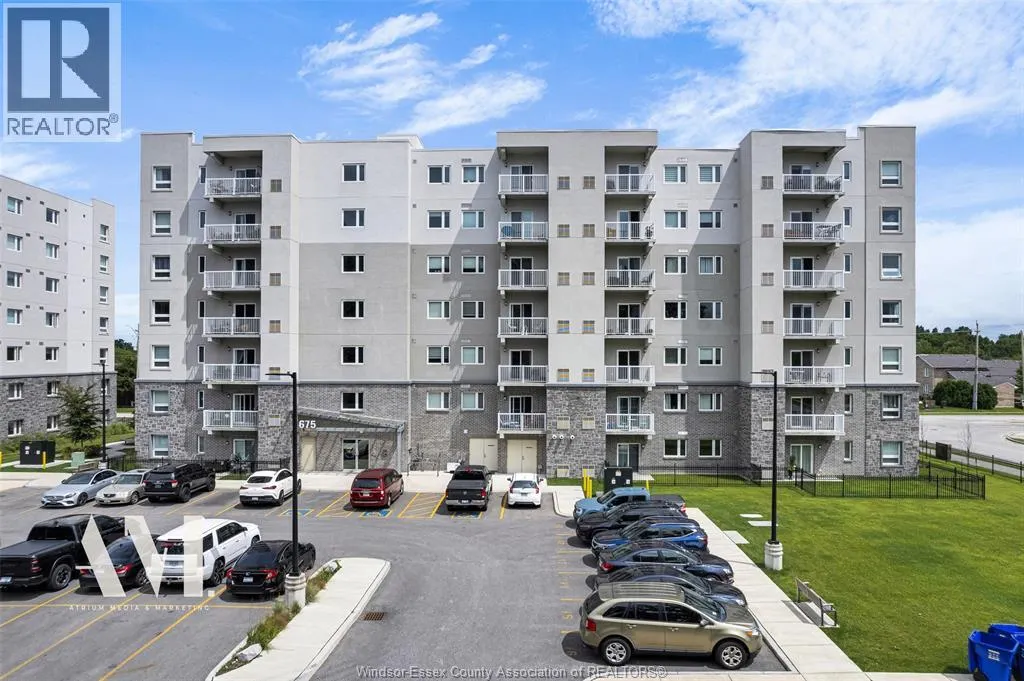 1675 BANWELL Unit# 106