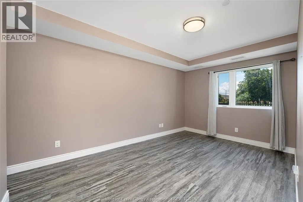 1675 BANWELL Unit# 106