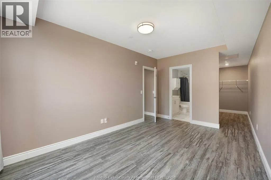 1675 BANWELL Unit# 106
