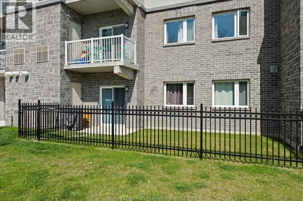 1675 BANWELL Unit# 106