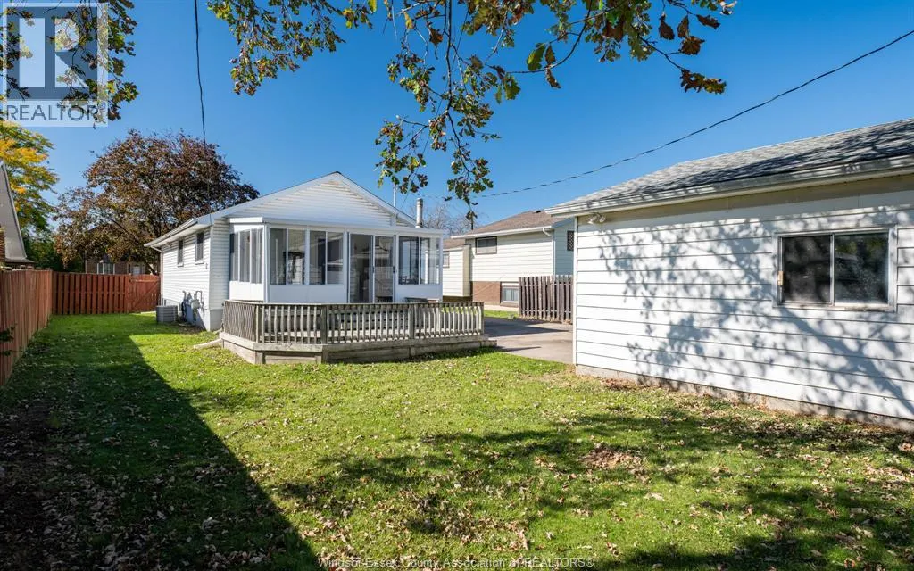 3172 Clemenceau BOULEVARD