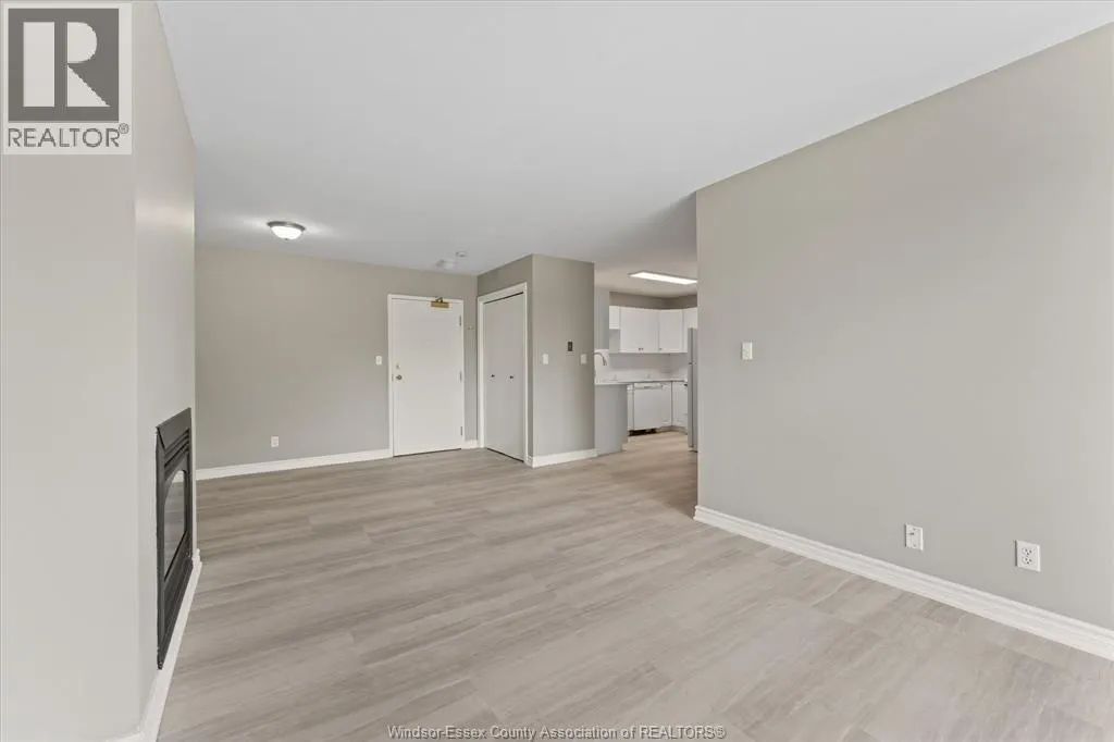 44 ROBSON Unit# 303