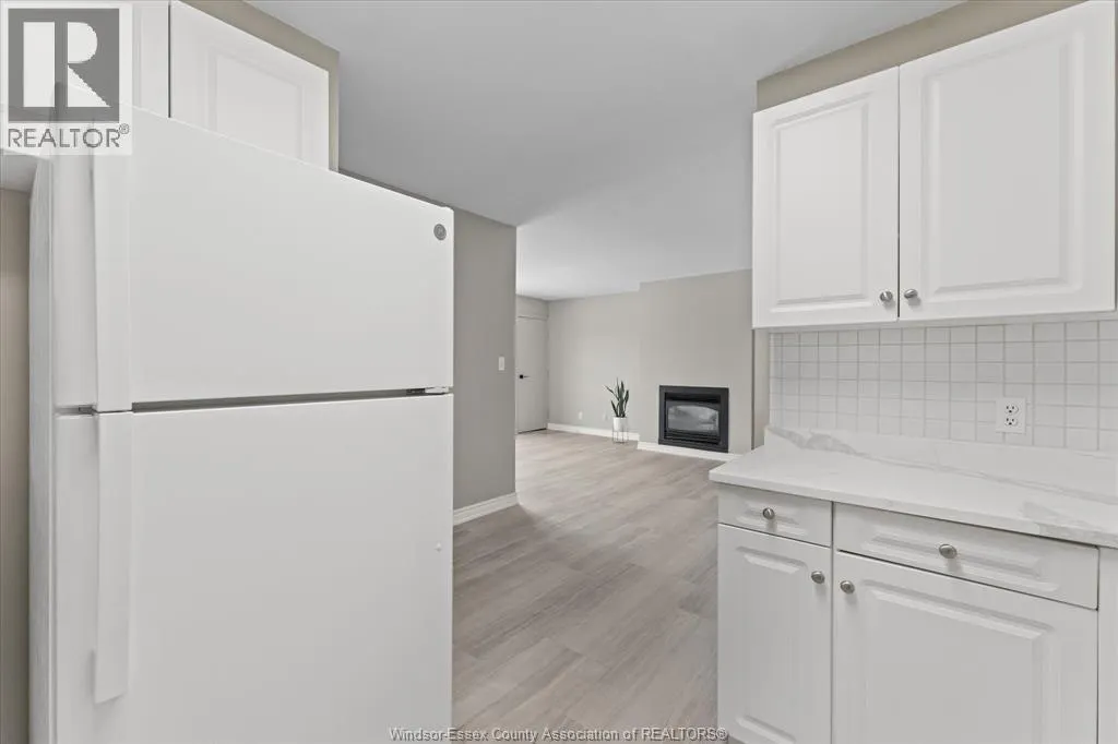 44 ROBSON Unit# 303