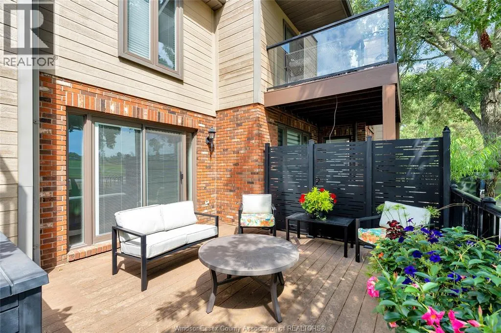 65 FAIRWAY CRESCENT Unit# 4