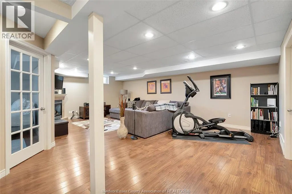 65 FAIRWAY CRESCENT Unit# 4