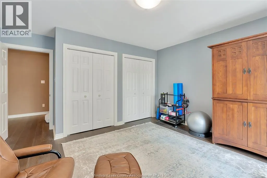 65 FAIRWAY CRESCENT Unit# 4