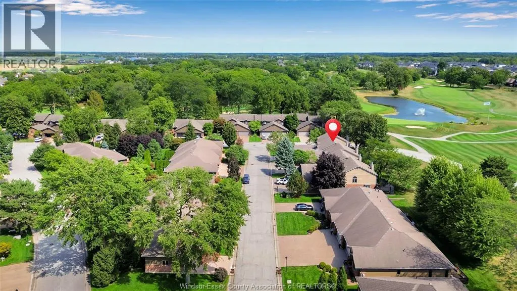 65 FAIRWAY CRESCENT Unit# 4