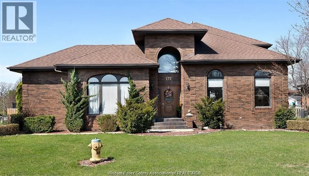 172 POINTE WEST DRIVE