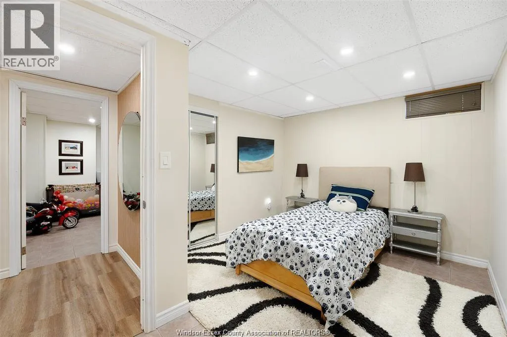 172 POINTE WEST DRIVE