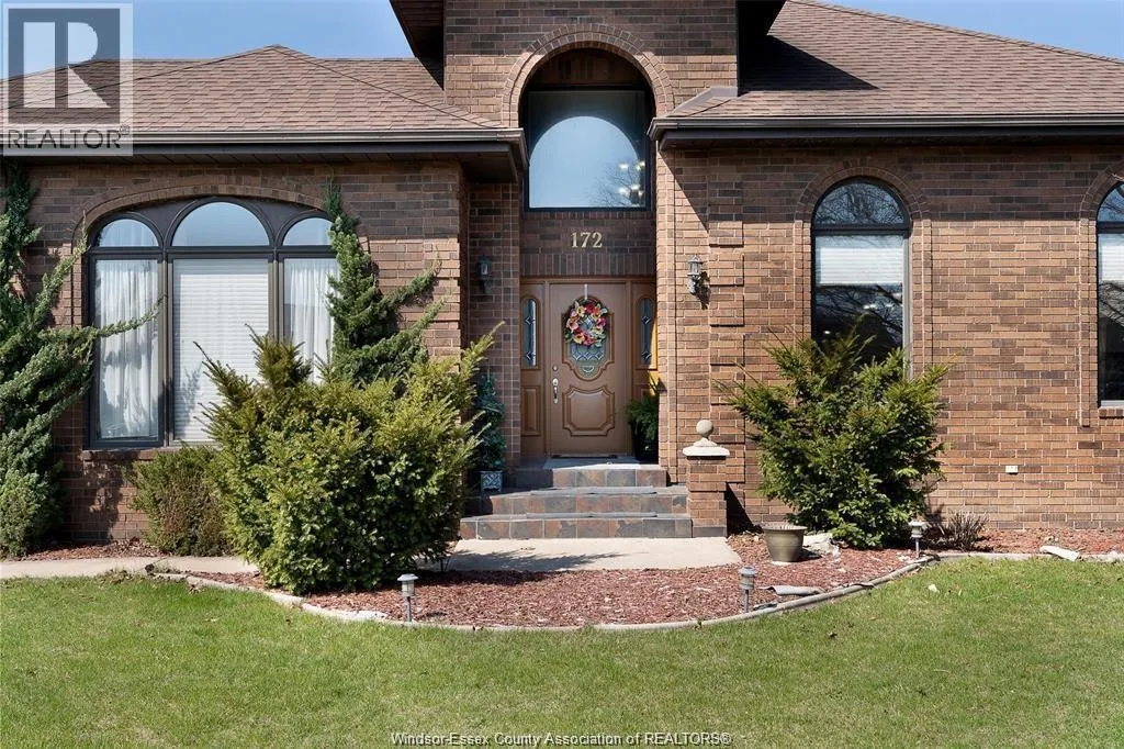 172 POINTE WEST DRIVE