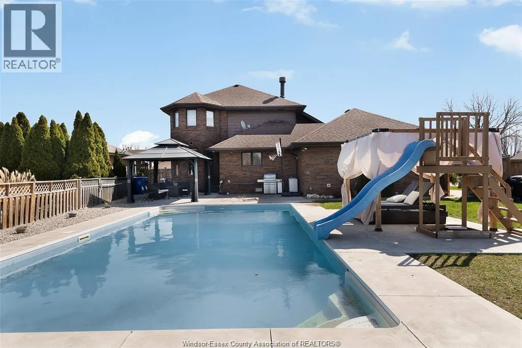 172 POINTE WEST DRIVE