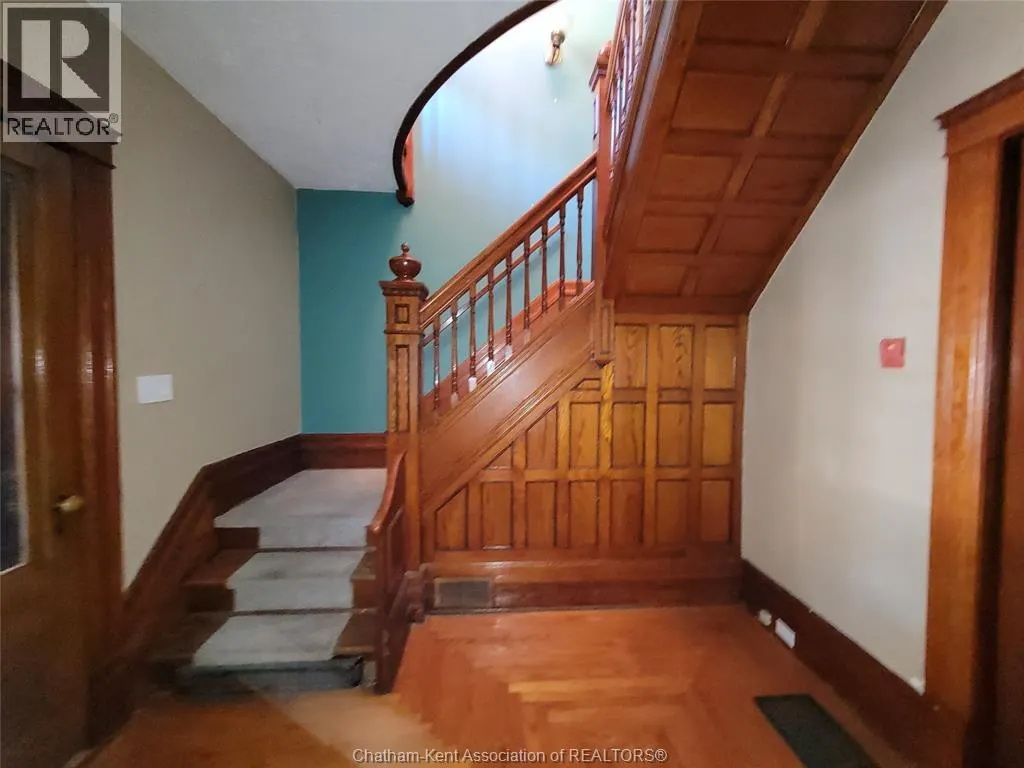 61 LONDON ROAD