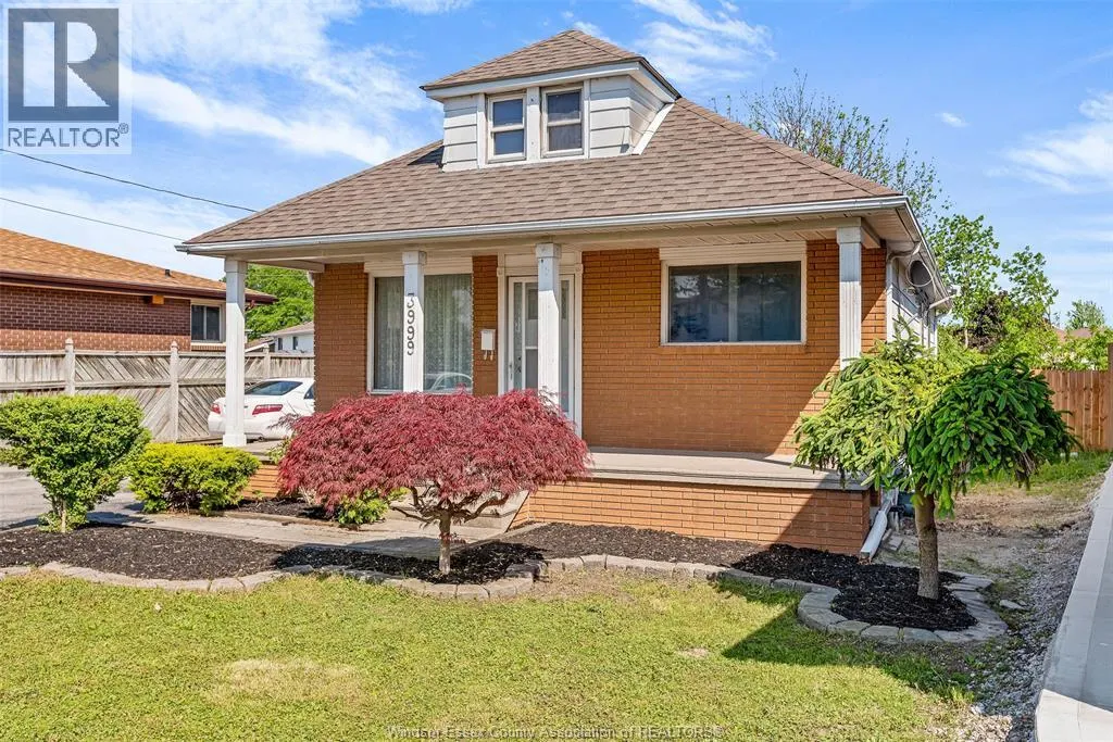 3999 GRAND MARAIS ROAD East