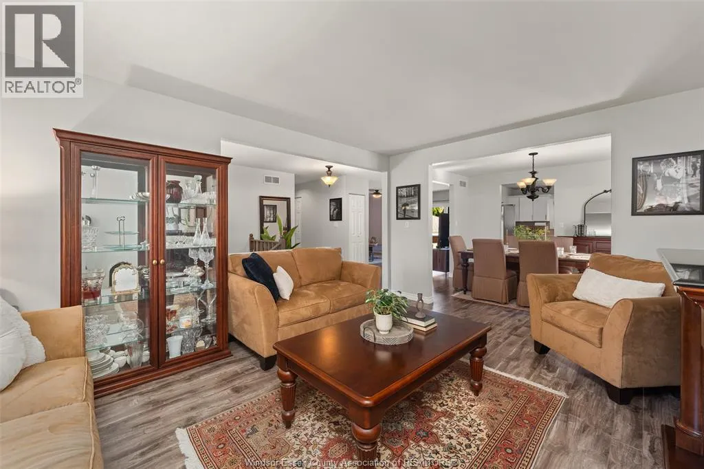 6410 JAMIE COURT