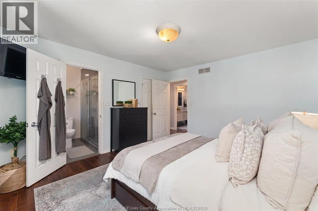 6410 JAMIE COURT