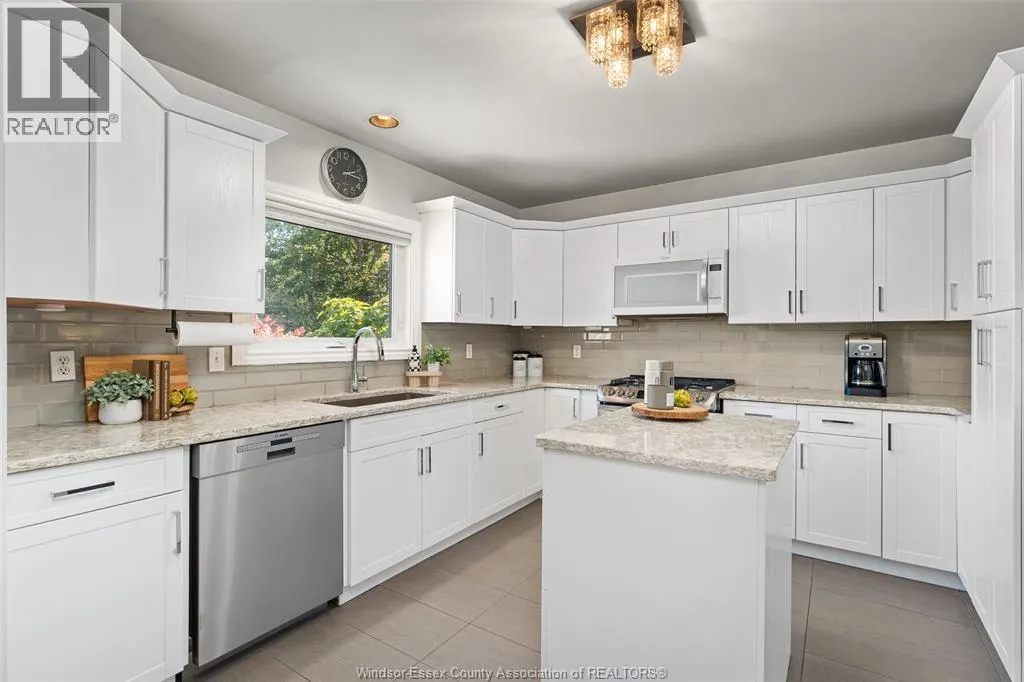 6410 JAMIE COURT