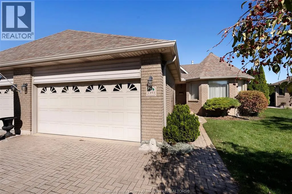 1353 IMPERIAL CRESCENT