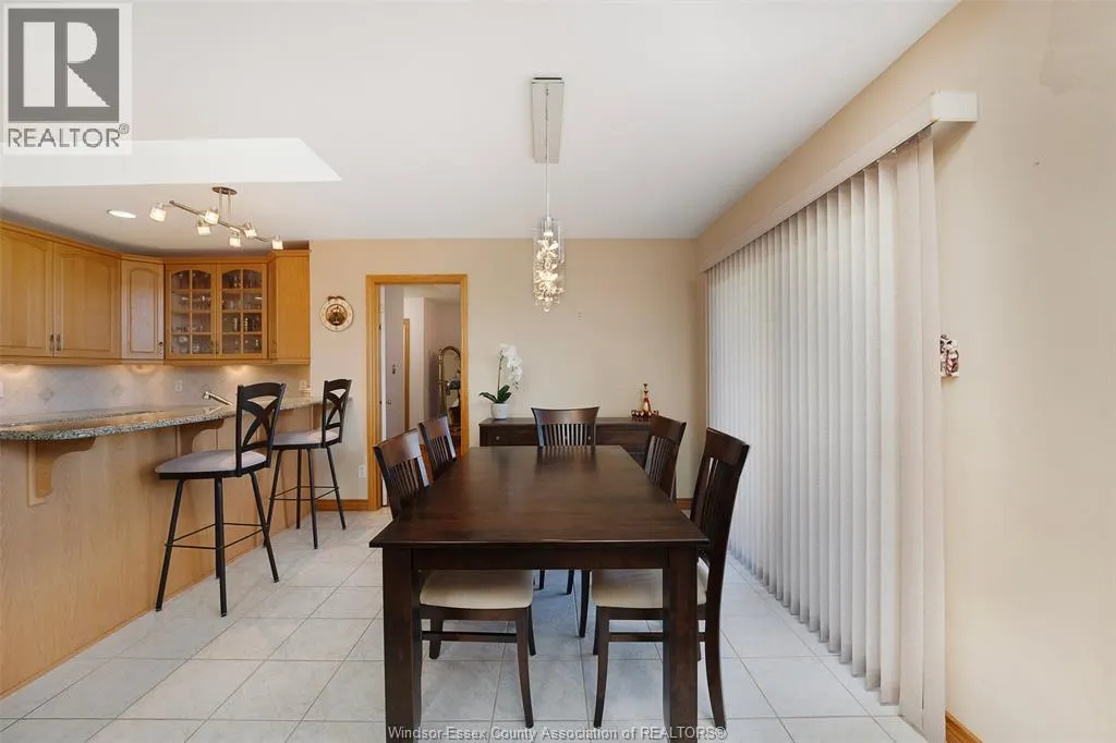 1353 IMPERIAL CRESCENT