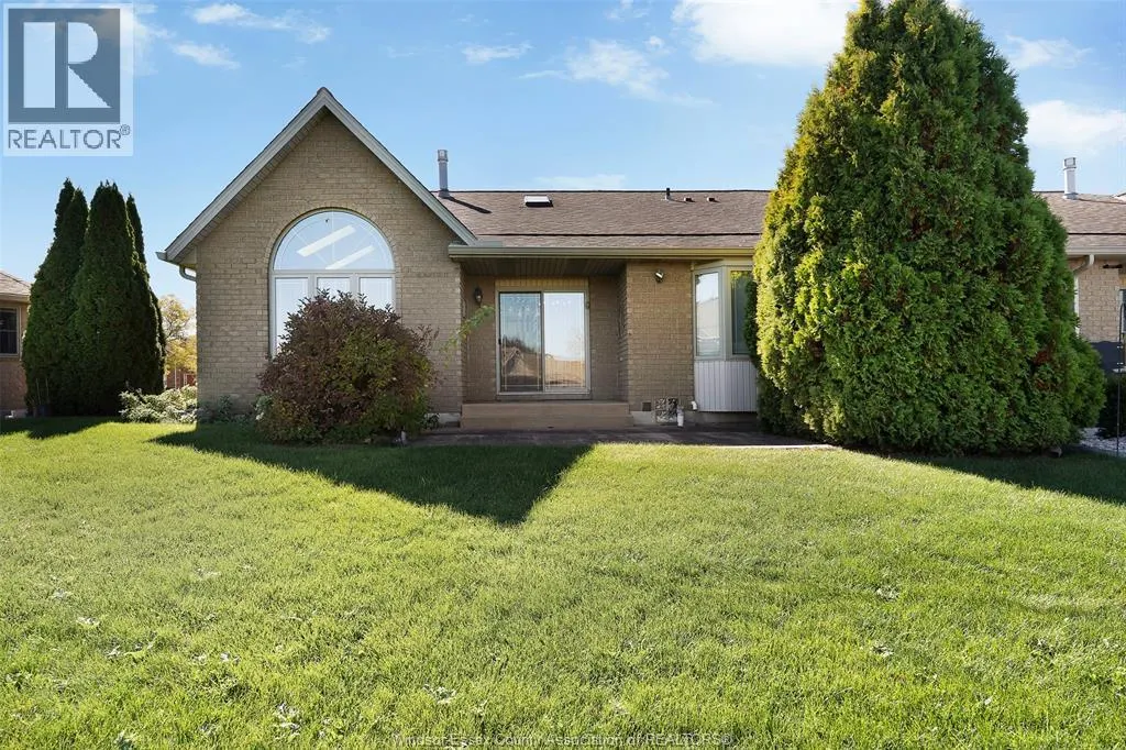1353 IMPERIAL CRESCENT