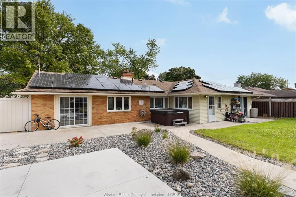 2767 BUCKINGHAM
