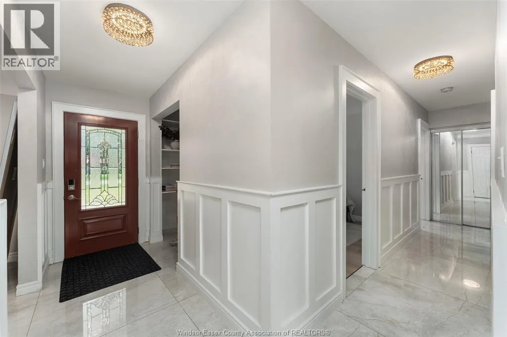 2767 BUCKINGHAM
