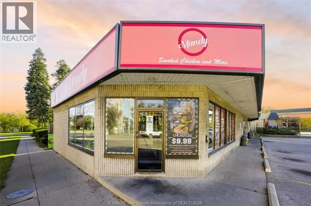 1705 WYANDOTTE STREET West Unit# 1