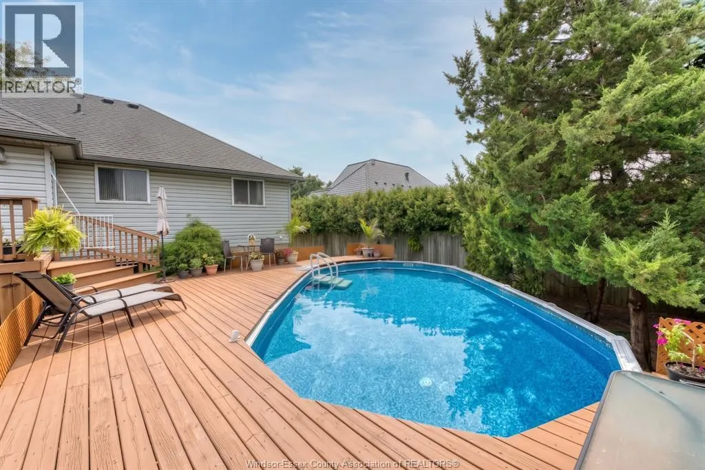 1610 Chornoby CRESCENT