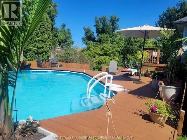 1610 Chornoby CRESCENT