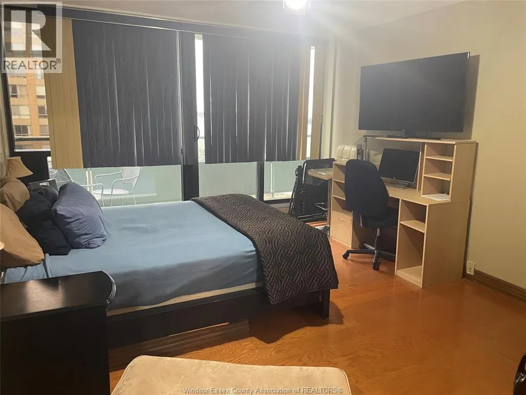 111 RIVERSIDE DRIVE East Unit# 1403