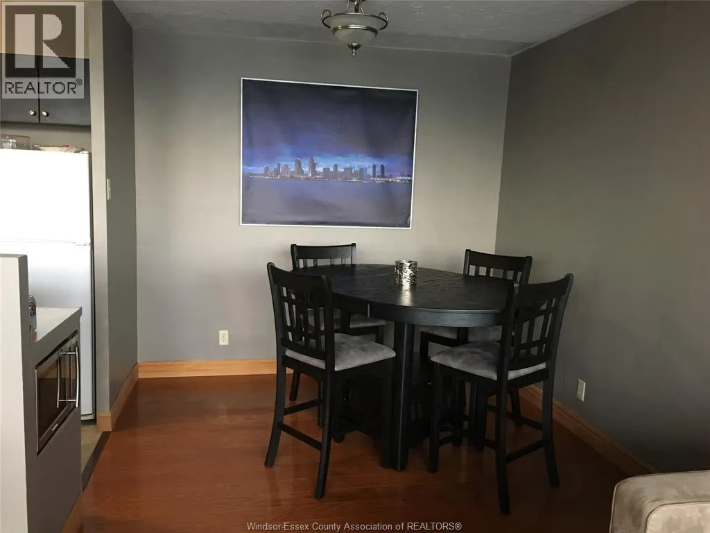 111 RIVERSIDE DRIVE East Unit# 1403