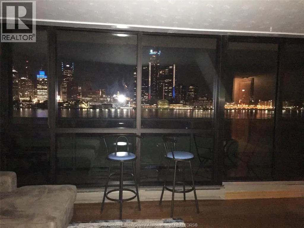 111 RIVERSIDE DRIVE East Unit# 1403