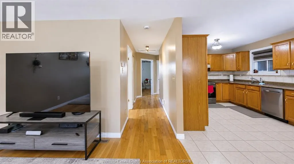 726 SANDISON